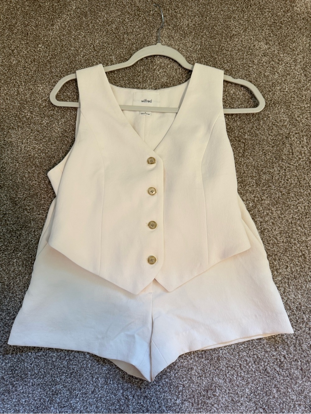 Aritzia Wilfred Button-Front Vest & Shorts
